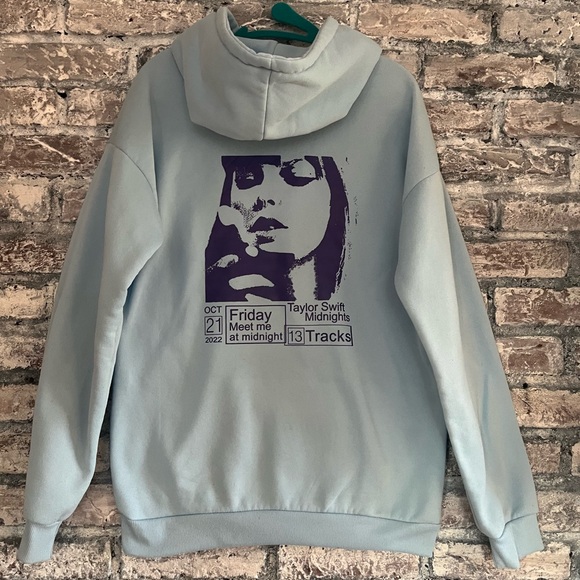 Taylor Swift Midnights Sky Blue Concert Hoodie in excellent like new condition - Picture 4 of 9
